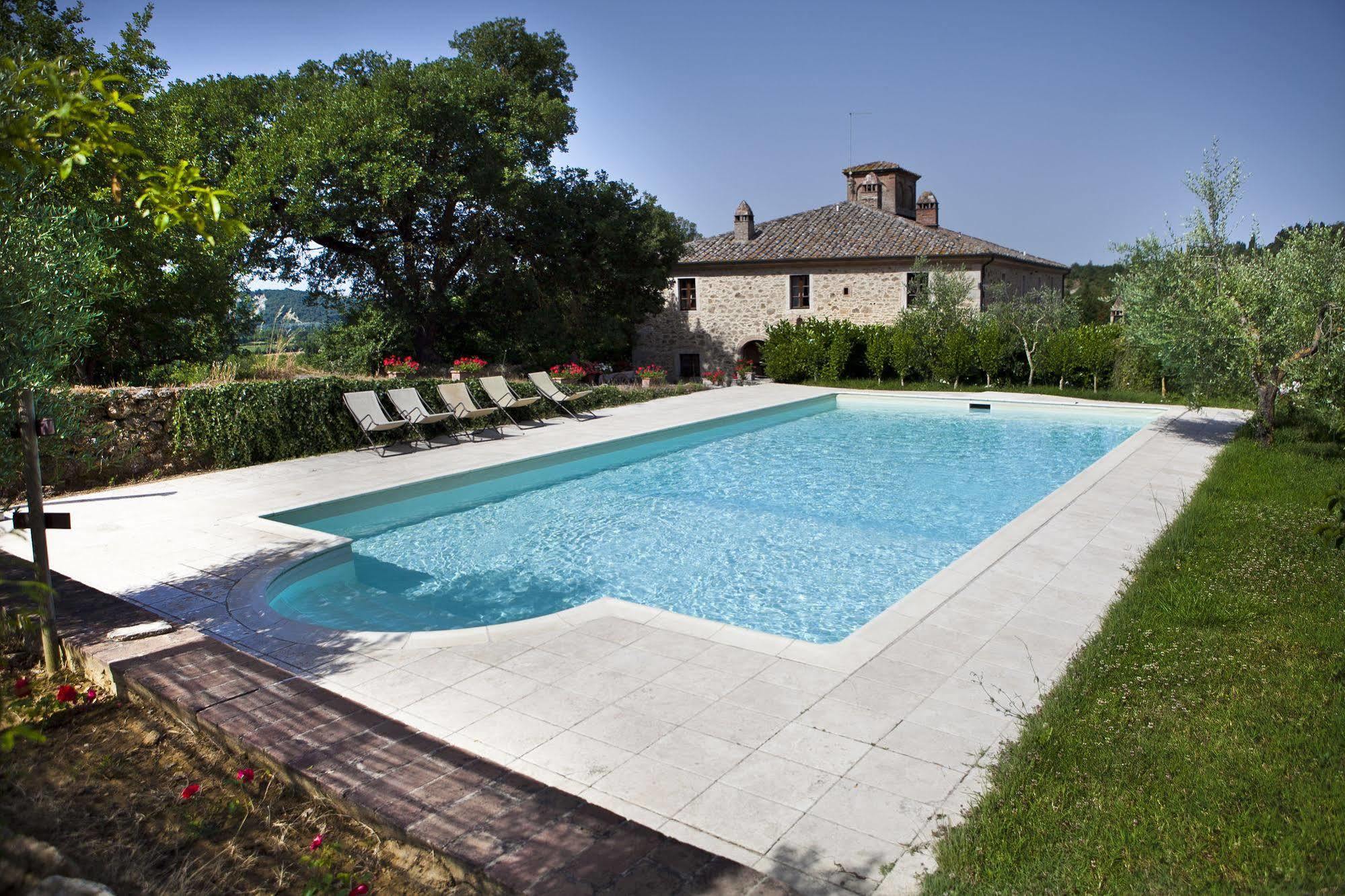 Agriturismo Tenuta Armaiolo Rapolano Terme Exteriör bild