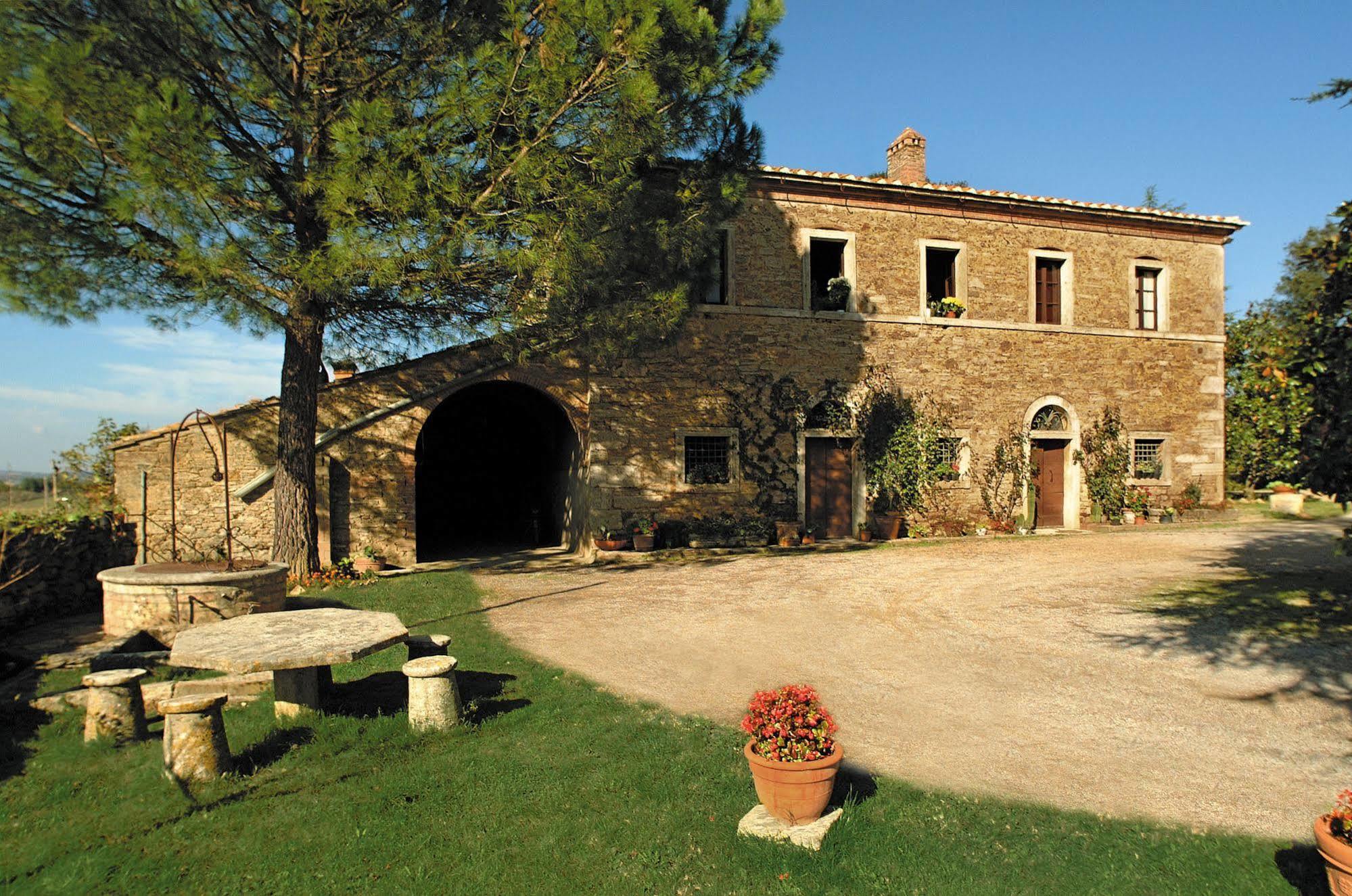 Agriturismo Tenuta Armaiolo Rapolano Terme Exteriör bild